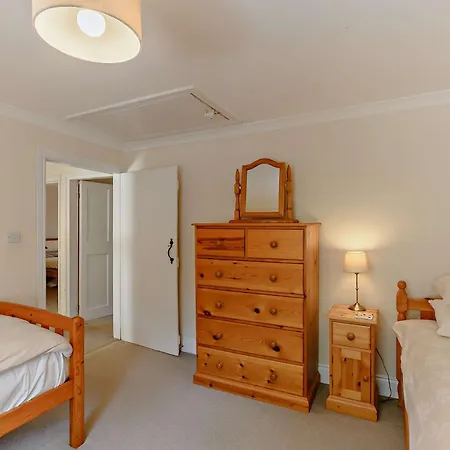 Отель 3 Bed In Newlands Valley Sz345